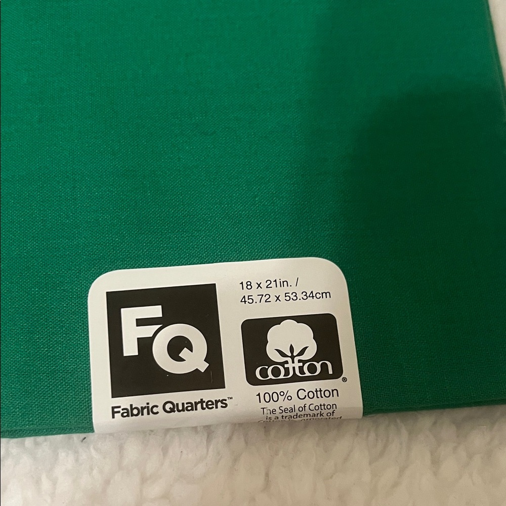 Colorful Fabric Quarter 8 pieces - Picture 4 of 5